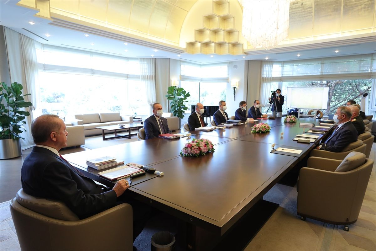 Cumhurbaşkanı Erdoğan başkanlığında güvenlik toplantısı gerçekleştirildi