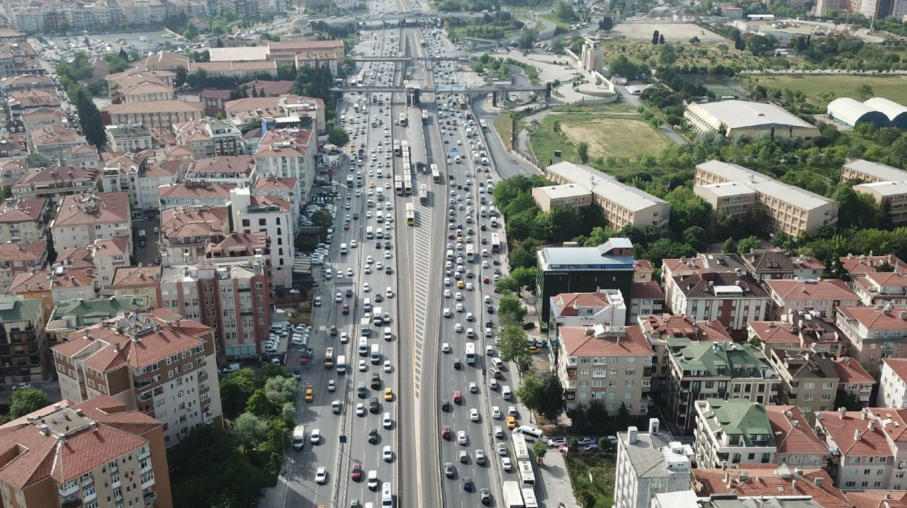 İstanbul'da son 2 ayın en yoğun trafiği