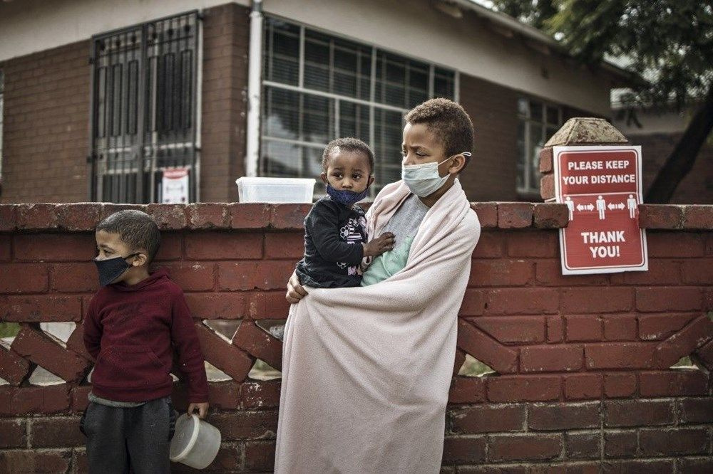 Koronavirüsün en küçük kurbanı Güney Afrika'da yaşamını yitirdi
