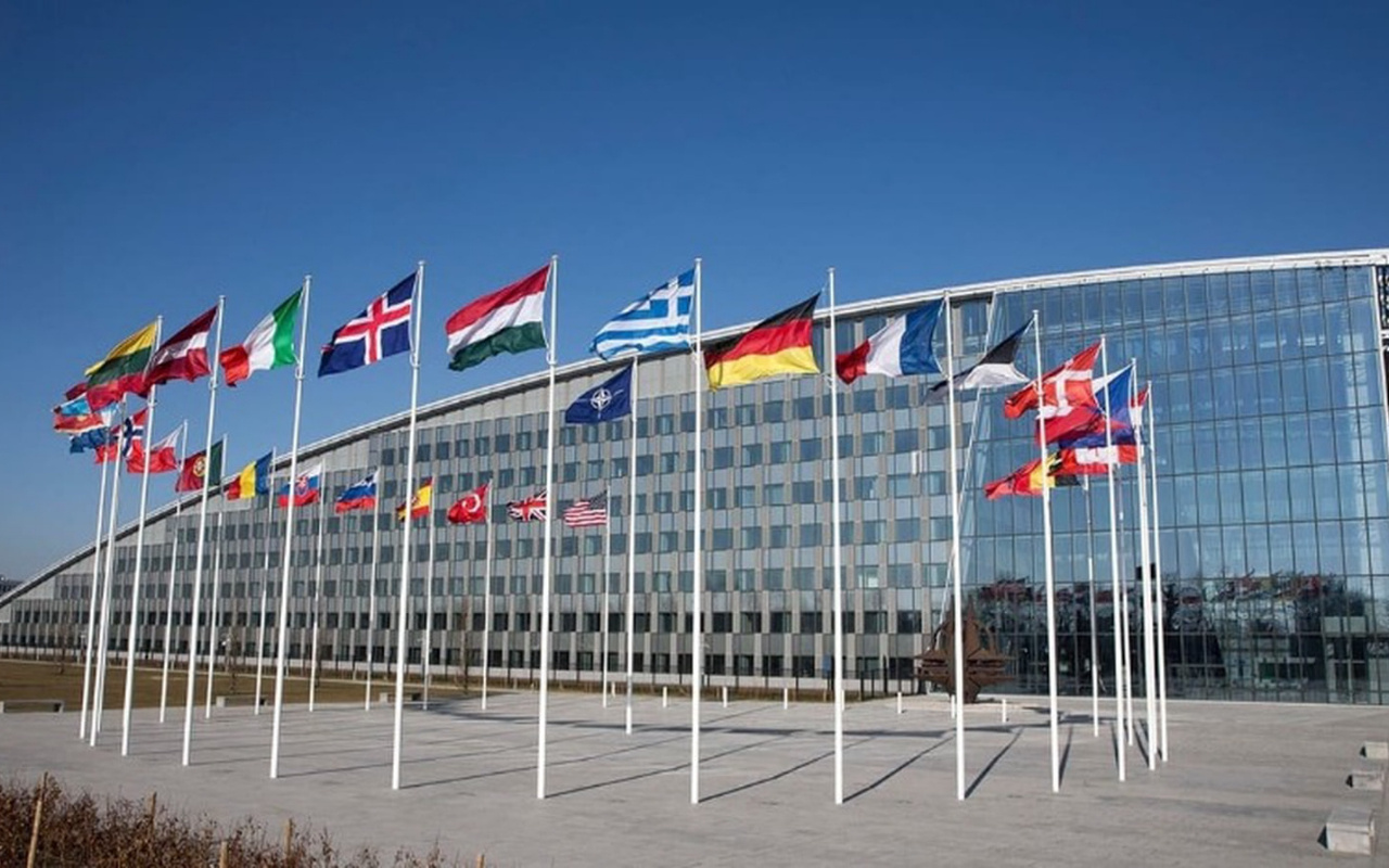 Yunanistan, İsveç ve Finlandiya'nın NATO üyeliğine onay verdi