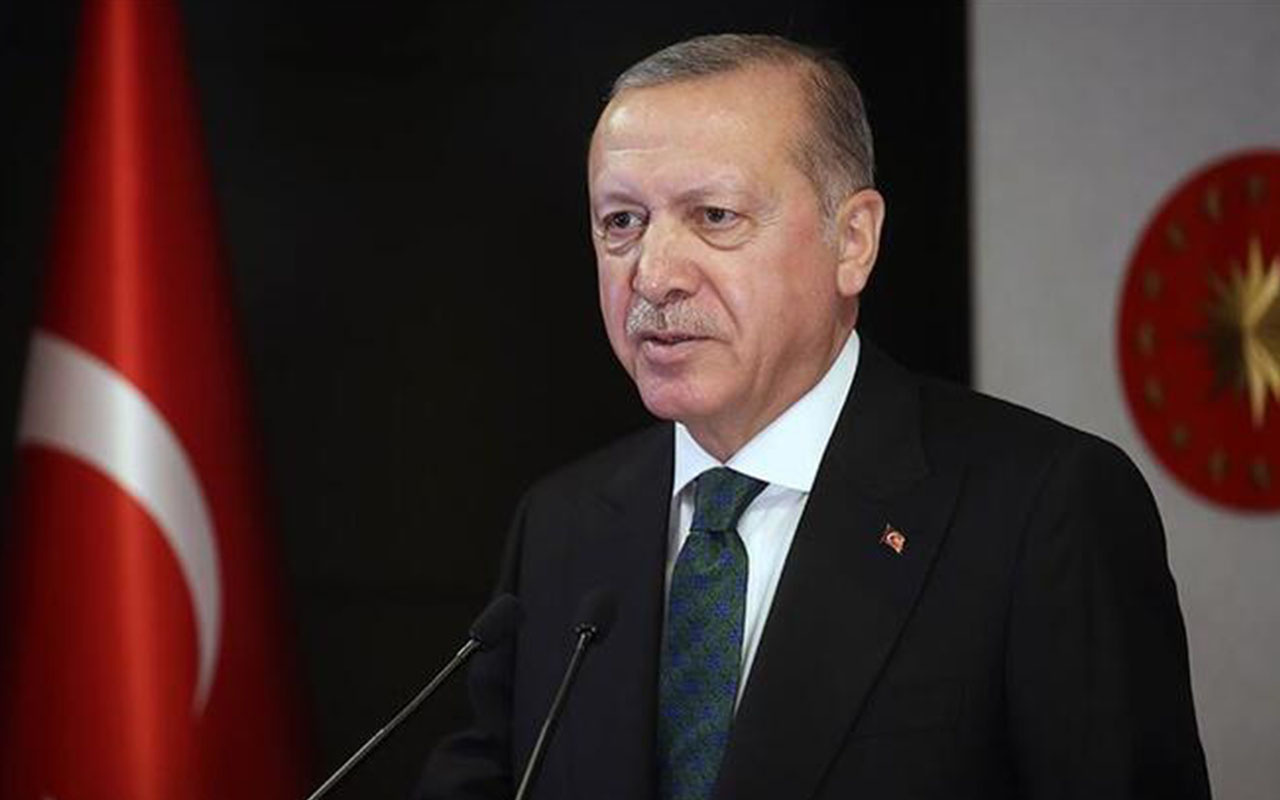 Cumhurbaşkanı Recep Tayyip Erdoğan, gençlere şiirle seslendi