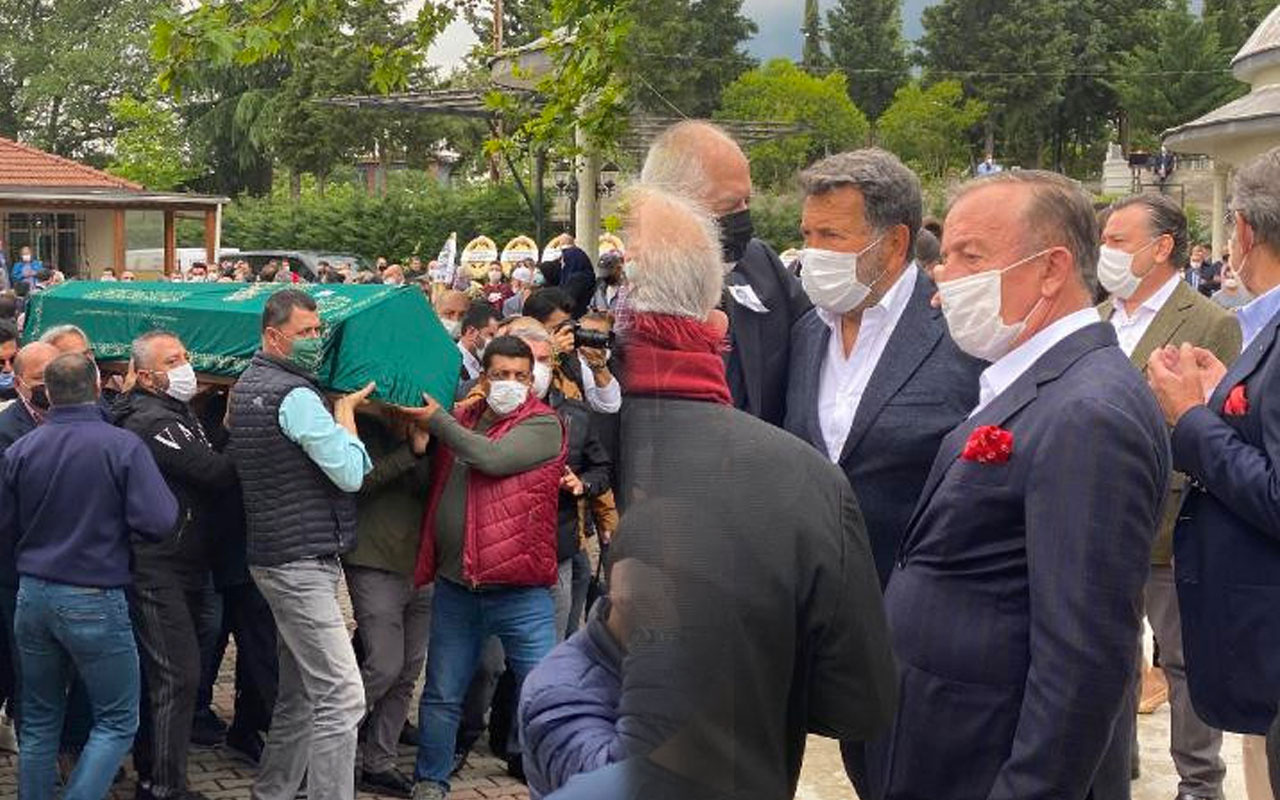 Süleyman Toplusoy son yolculuğuna uğurlandı Cenazeye Ali Ağaoğlu da katıldı