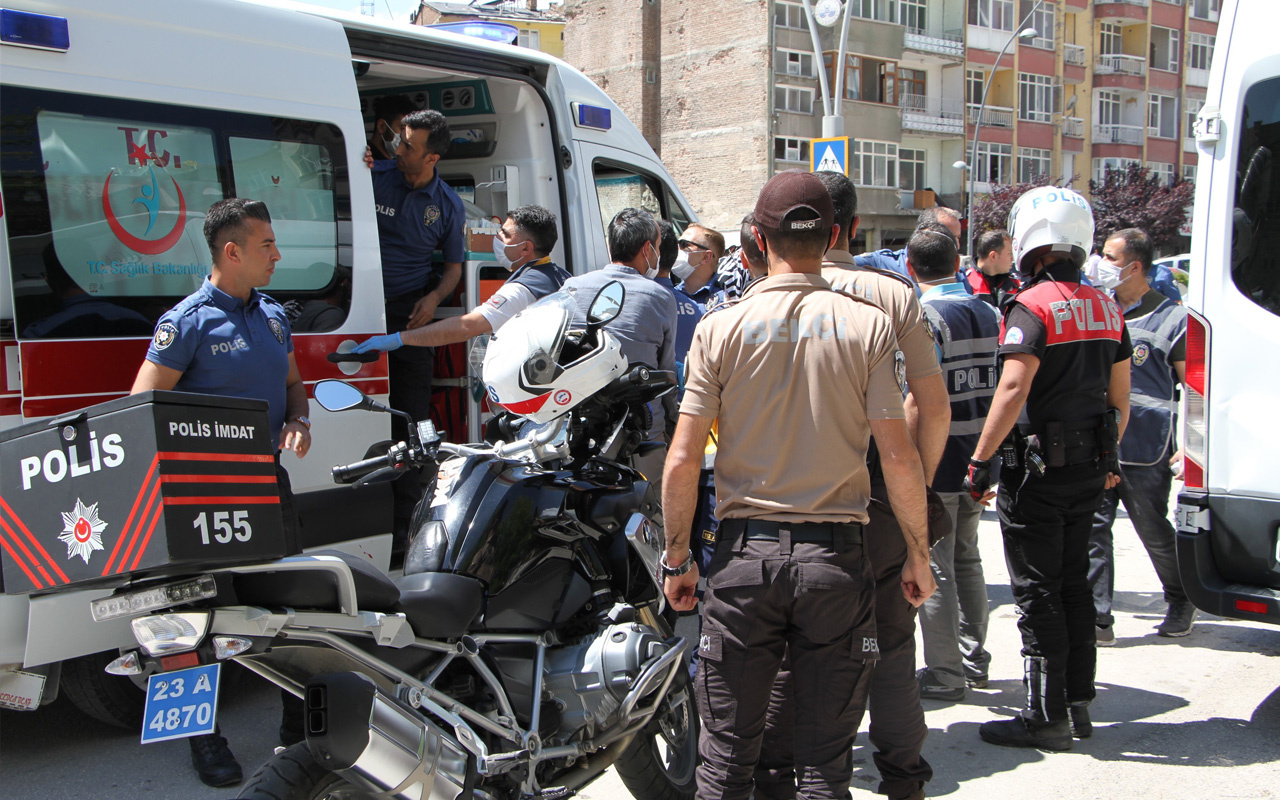 Elazığ'da minibüs şoförünün 2 kişi ile tartışması kanlı bitti