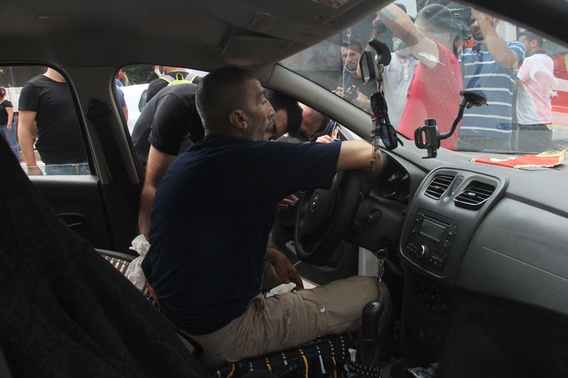 Adana'da iki kardeş en acı günlerinde kuzenleri tarafından vuruldu