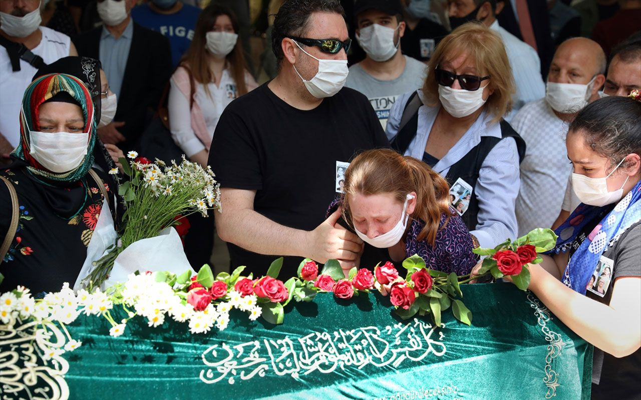 Ayşegül Atik'in cenazesi! Boşandığı eşi Ali Atik ve çocukları yasta