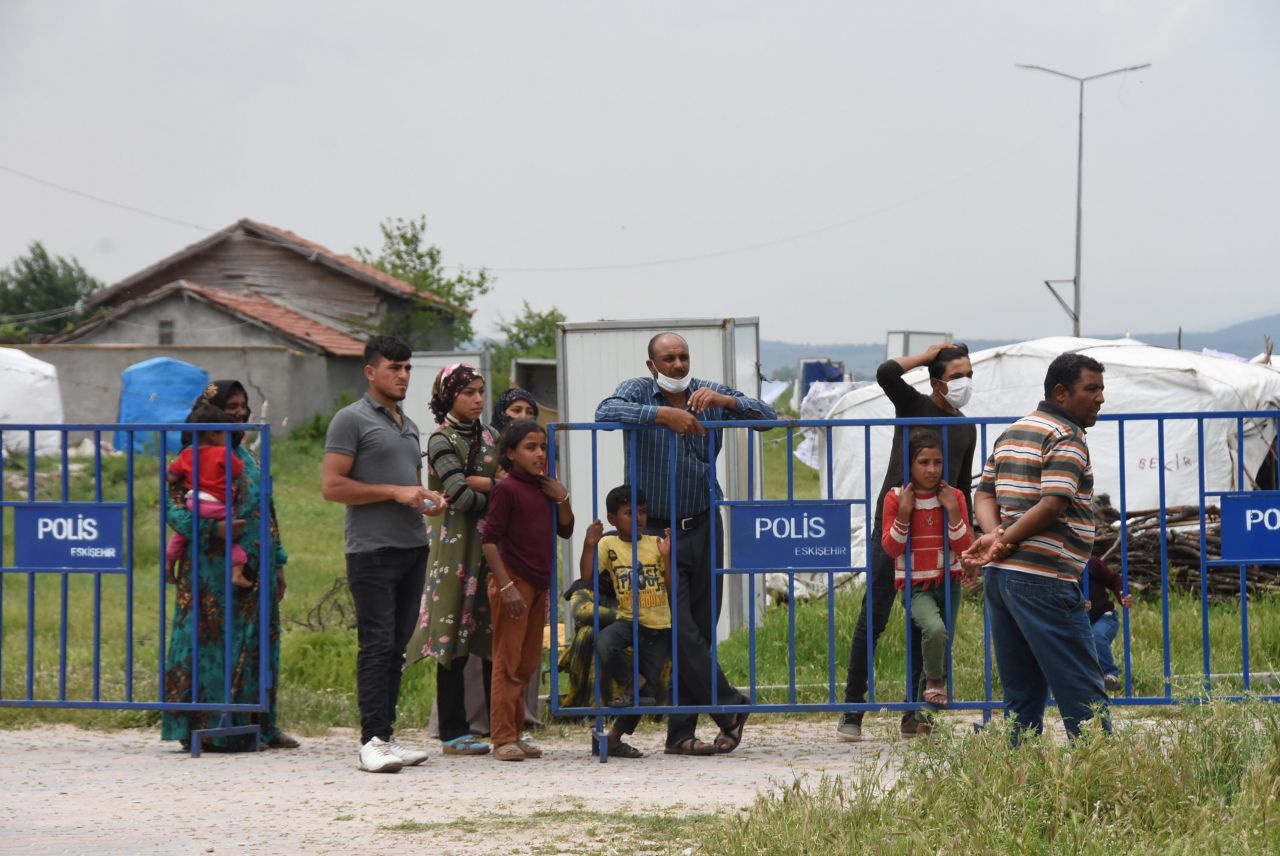 Eskişehir'de korkutan vaka! 4 yaşında pozitif çıktı 200 nüfuslu çadır kent karantinada