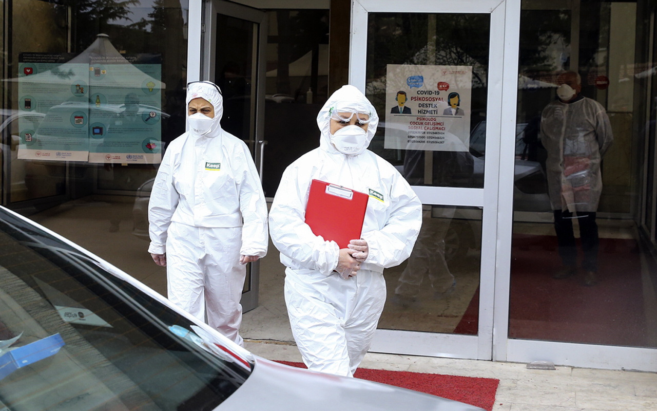 Pandemi hastanesinde 150 sağlık çalışanı koronavirüse yakalandı! Başhekim açıkladı