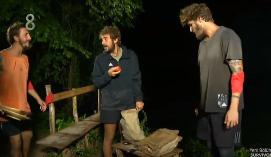 Survivor'da Evrim gözyaşlarına boğuldu erzak oyununu bakın hangi takım kazandı