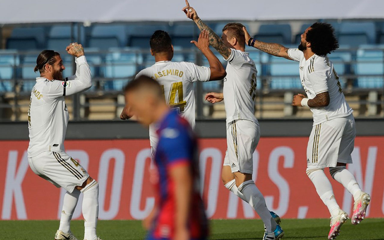 Real Madrid Eibar'ı 3 golle geçti