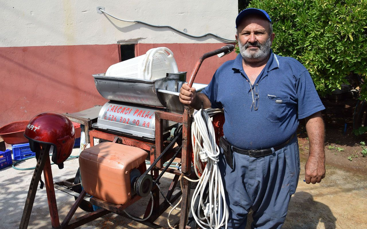 Antalya'da 16 yıl önce motosiklete taktığı makine ekmek kapısı oldu