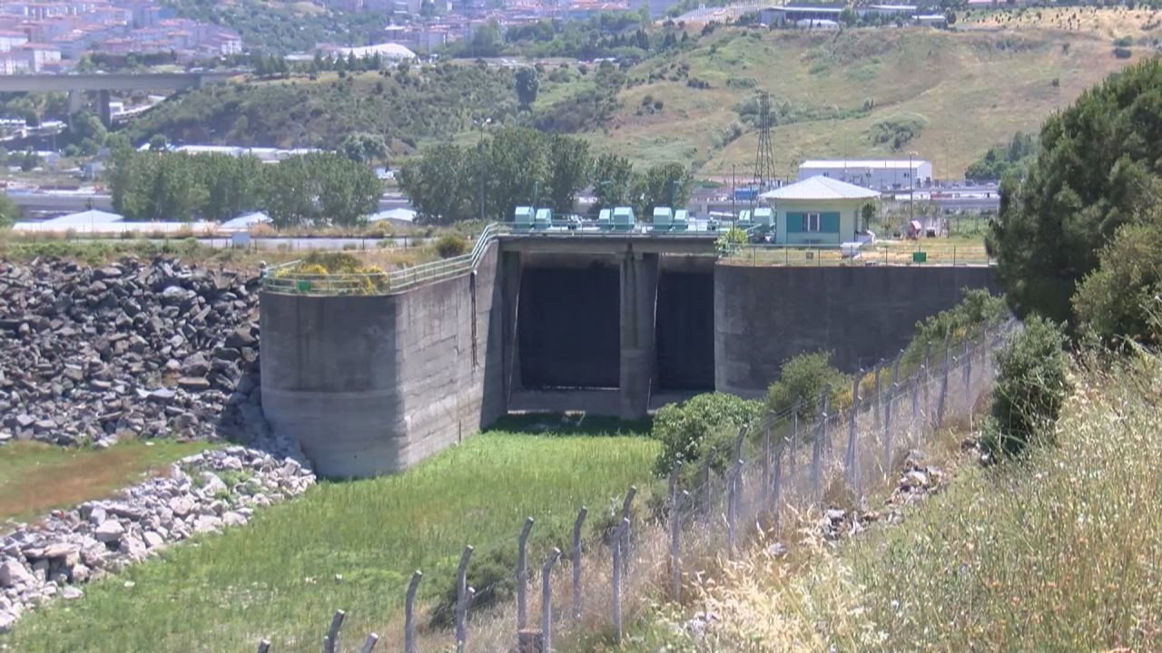 İstanbullulara yaklaşan tehlike! Barajlar susuz kaldı Ağustos ve Eylül'e dikkat