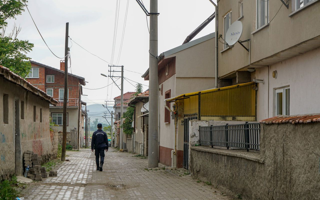 Kütahya'da kız isteme merasiminin ardından 9 kişide Kovid-19 tespit edildi