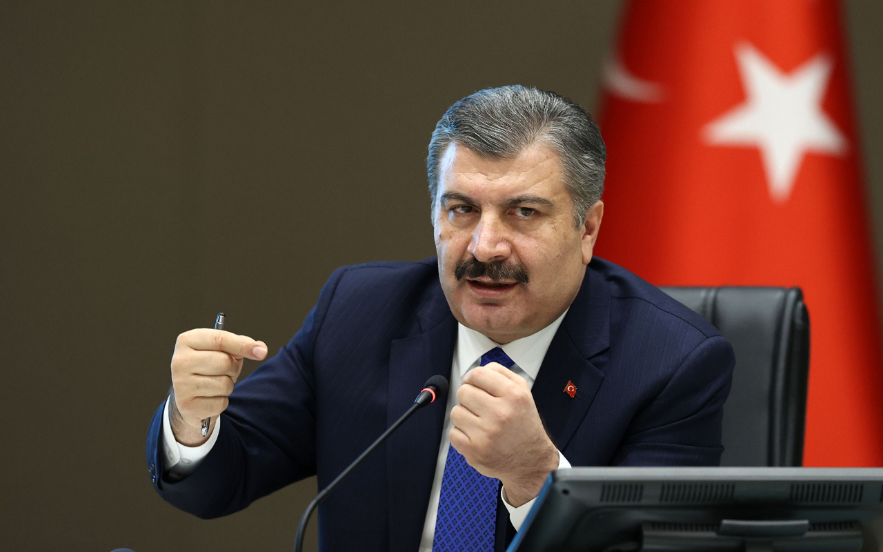 Sağlık Bakanı Koca, "Türkiye'de ikinci dalga mı yaşanıyor?" sorusuna yanıt verdi