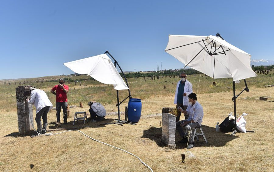 Ahlat Selçuklu Mezarlığı'nda kazı çalışmalarına başlandı