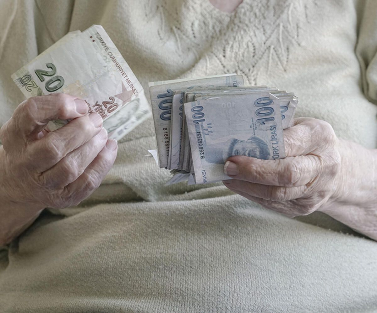 Emekliden kesilen ücretler iptal edilecek mi? Emekliden alınan ücret Meclis'te