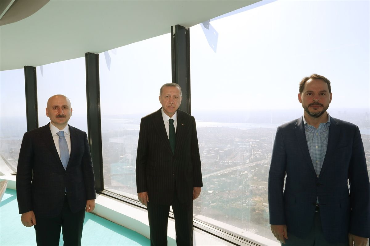 Cumhurbaşkanı Erdoğan yapımı devam eden Çamlıca Kulesi'ni inceledi