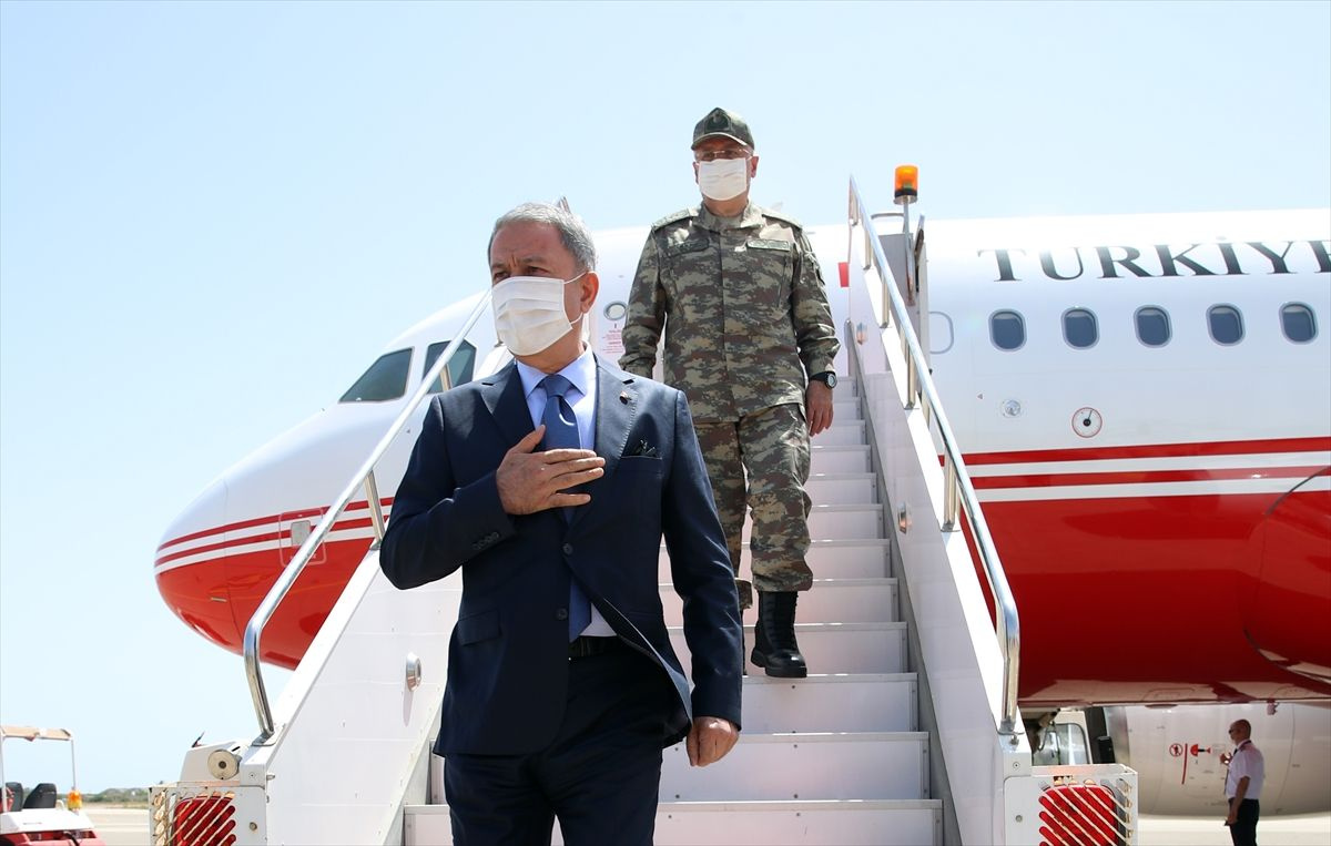 Milli Savunma Bakanı Hulusi Akar ve Genelkurmay Başkanı Yaşar Güler Libya'da