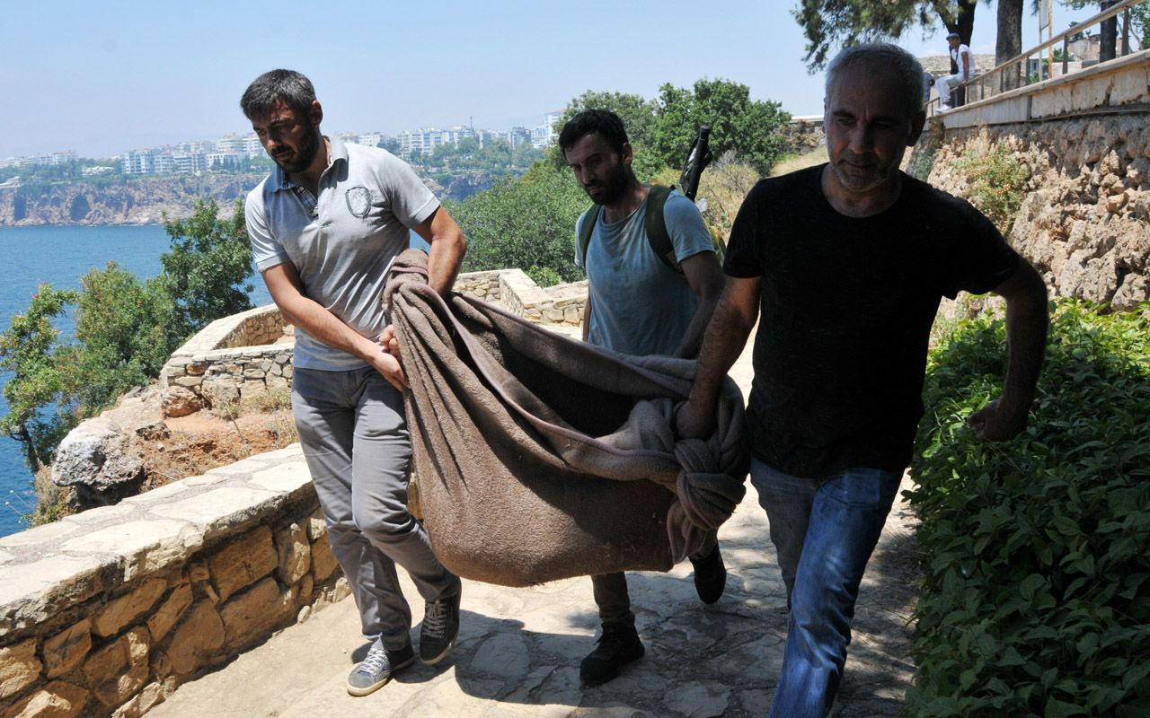 Antalya'da balık tutan vatandaş buldu! İnsana benziyor ama kolları ve ayakları yok
