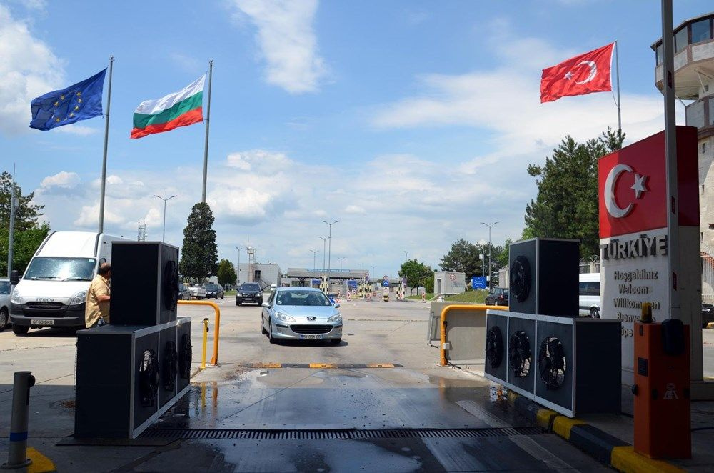 Edirne Kapıkule'de rakamlar açıklandı: 1 ayda 102 bin 586 yolcu