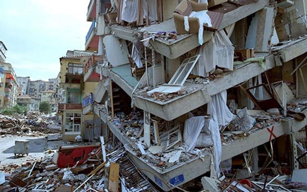 Kandilli'den İstanbul'a 7,2'lik deprem uyarısı