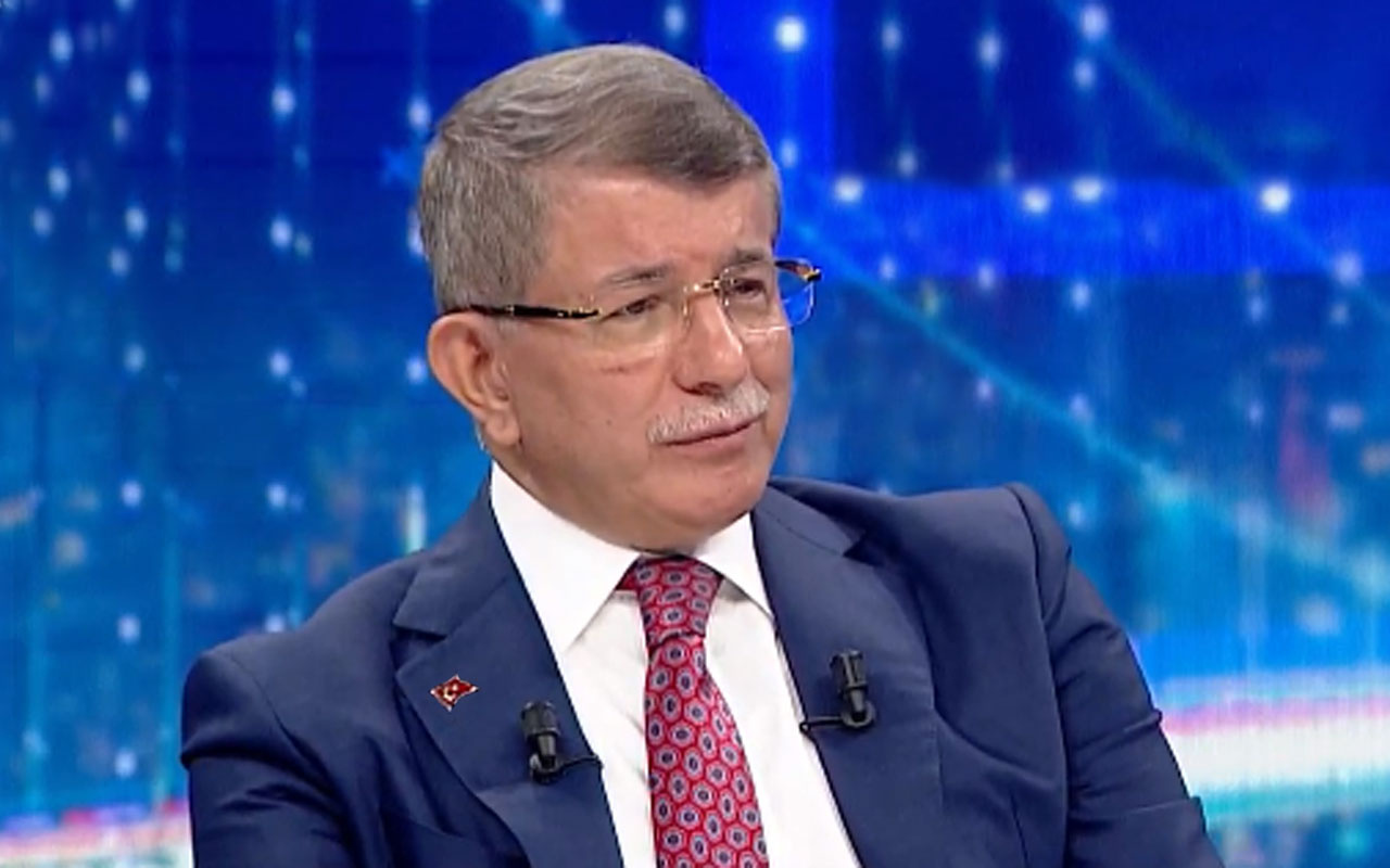 Ahmet Davutoğlu'ndan Ayasofya yorumu