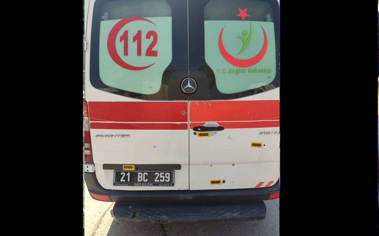 Diyarbakır'da hastaya giden ambulans kurşunlandı