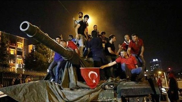 15 Temmuz'un üzerinden 4 yıl geçti! İşte Türkiye'nin en uzun gecesinde yaşananlar