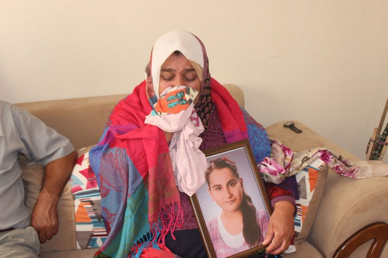 Bavulu bileti hazırdı evine gidecekti üniversiteli Esra'yı PKK kaçırdı