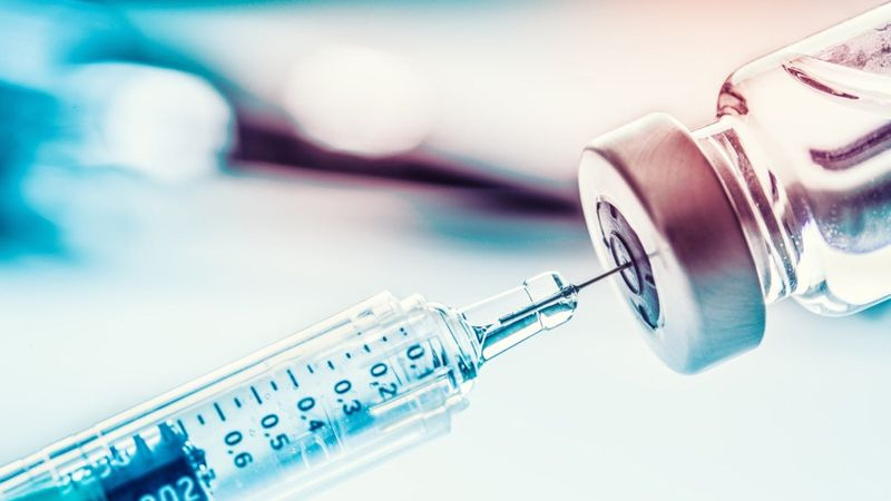 Koronavirüsün bulaşıcılığını bitiren aşı Danimarka'da bulundu