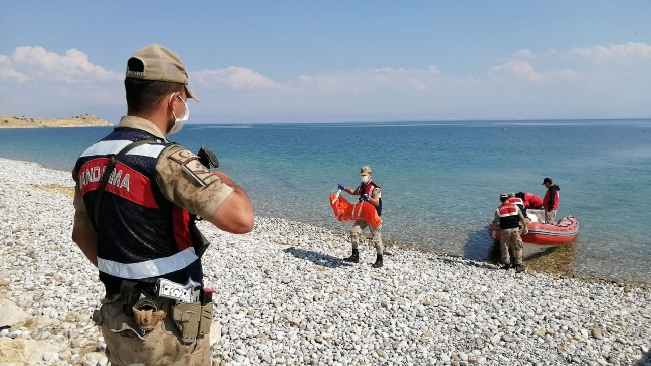 Van Gölü’ndeki faciada çıkarılan ceset sayısı 45'i buldu