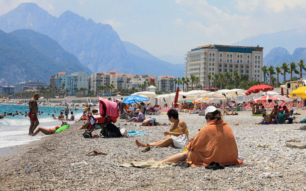 Antalya Konyaaltı plajına ilişkin ürküten tespit! 60 yılda 35 metre gitti