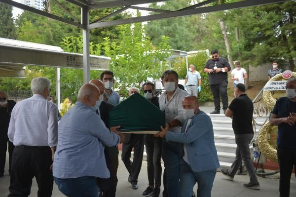 Huysuz Virjin Seyfi Dursunoğlu cenazesinde avukatı mirası açıkladı! Vasiyeti olmadı