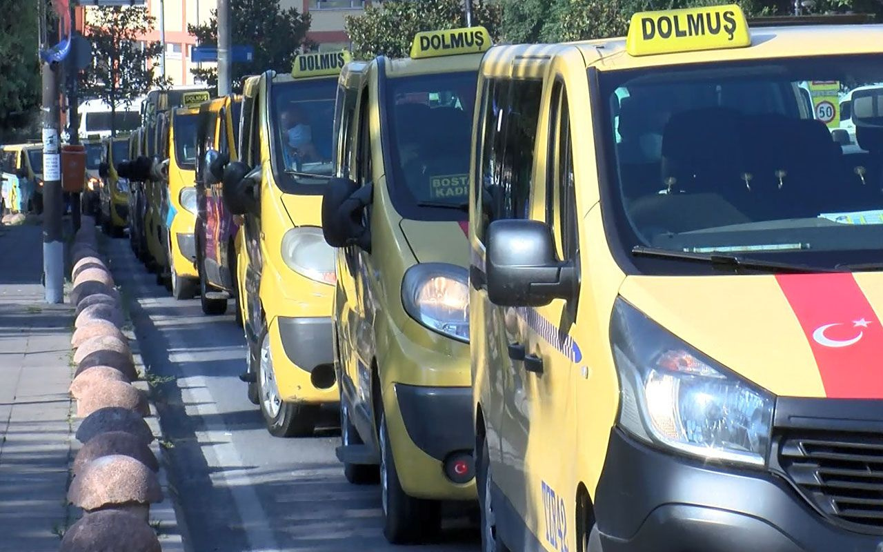 İstanbul Büyükşehir Belediyesi'nde dolmuşçuların 'Taksi plakası' eylemi!