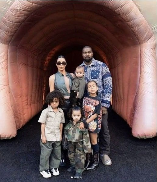 Kanye West Kim Kardashian birbirlerine girdi itirafları çok konulmuştu