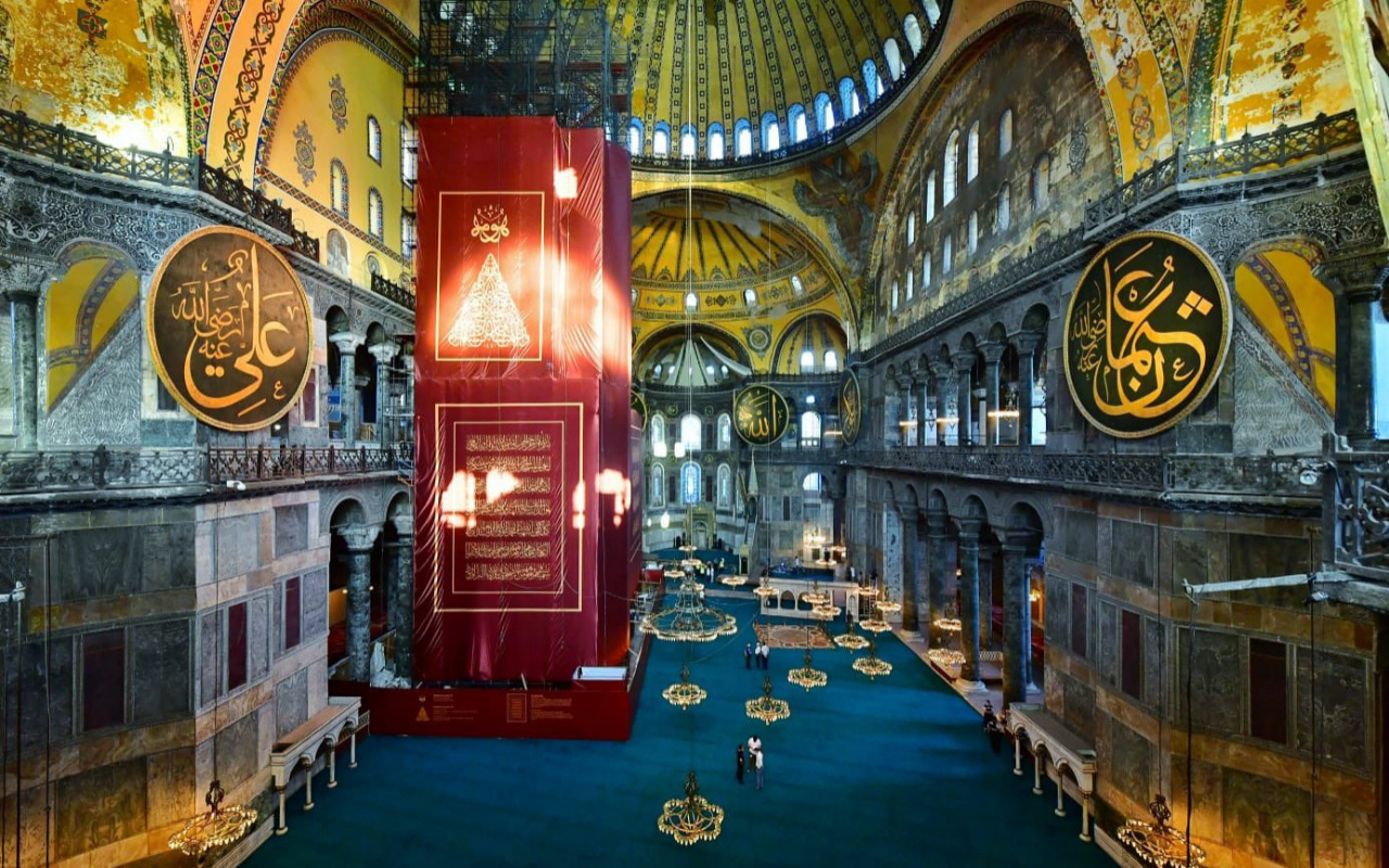 Ayasofya Camii 86 yıl sonra ibadete açıldı dünya tepki gösterdi: Atatürk’ün mirasına tehdit