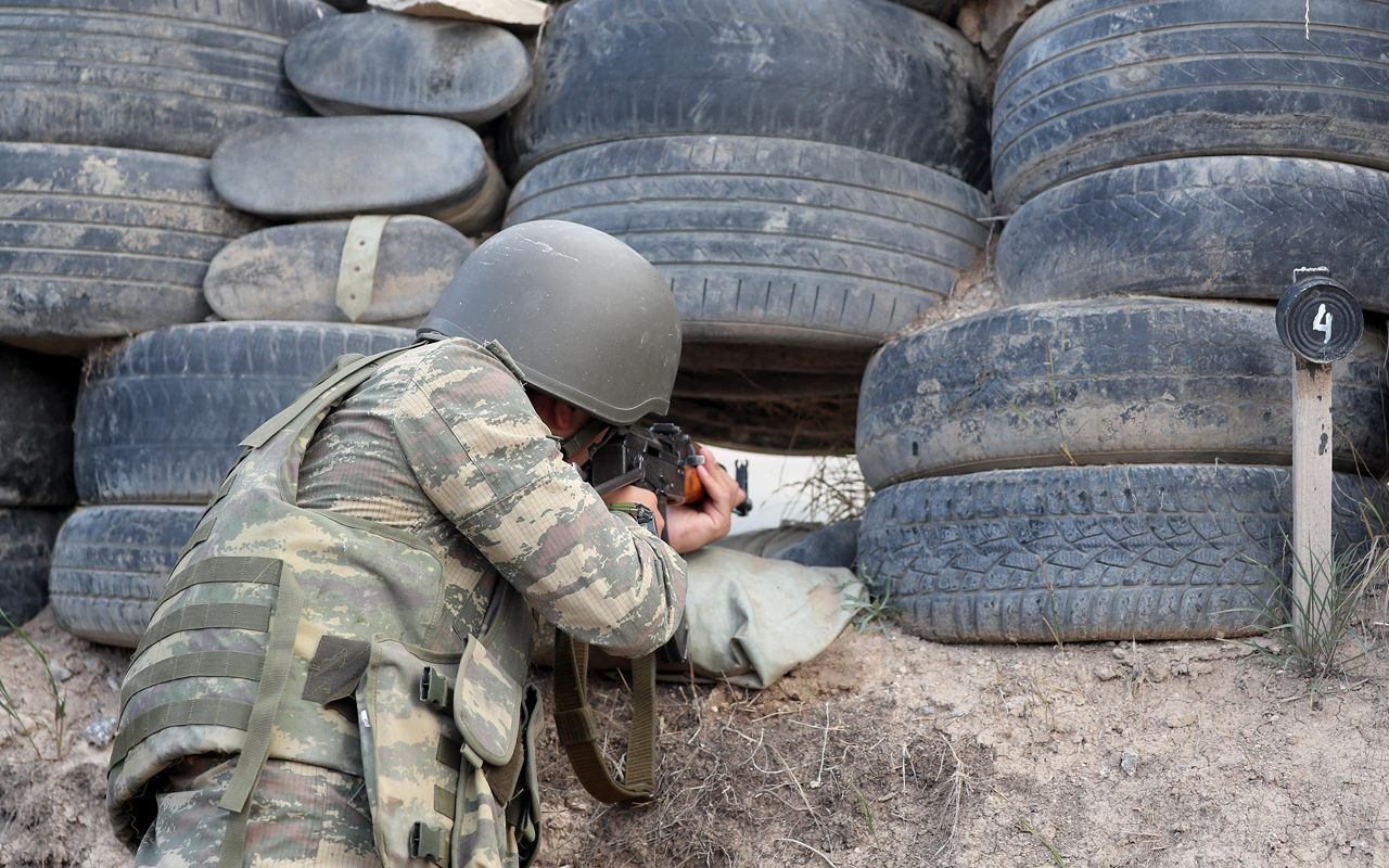 Azerbaycan Ordusu'nun Ermenistan sınırındaki mevzileri görüntülendi!
