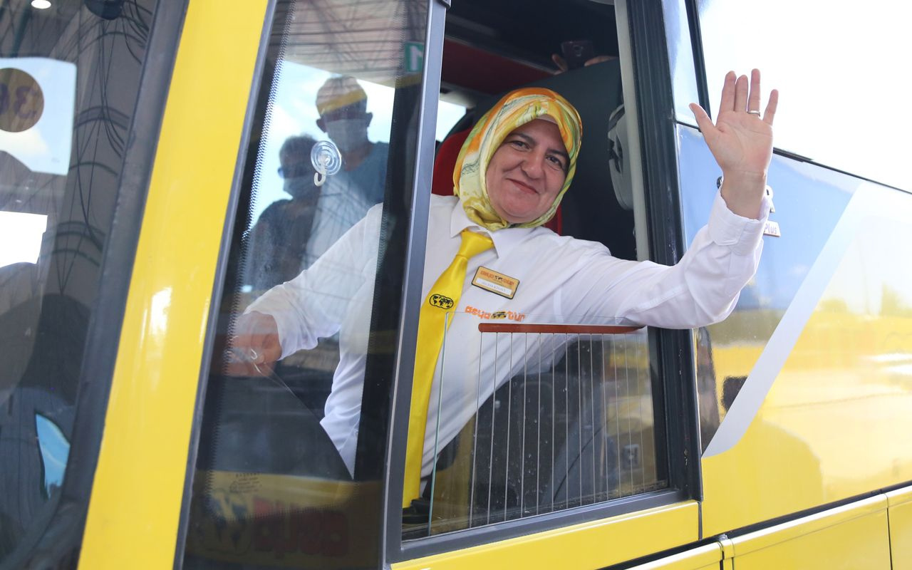 Kocaeli'de yolcular şoförü görünce şaşırıyor şehirler arası yolculuğun kraliçesi