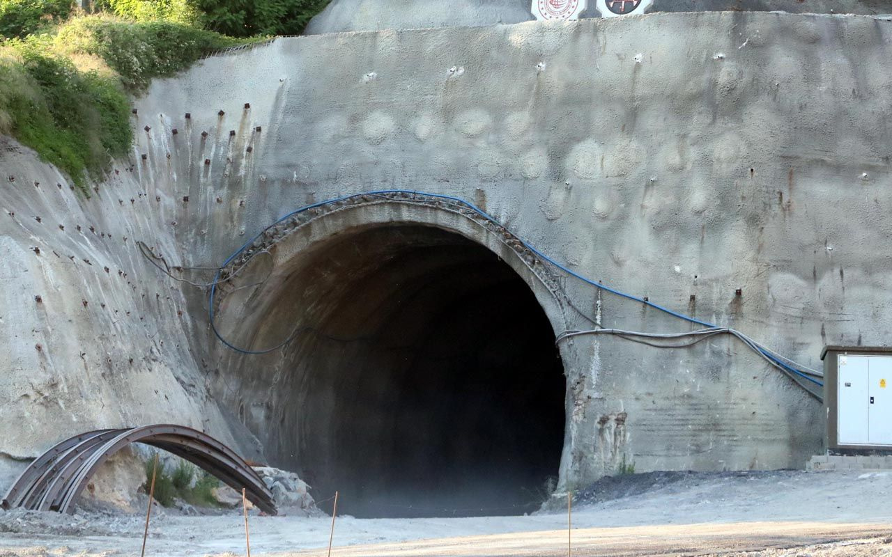 Zonguldak'ta 45 yıllık hayal gerçek oluyor! Mithatpaşa tünellerinde ilk ışık görüldü