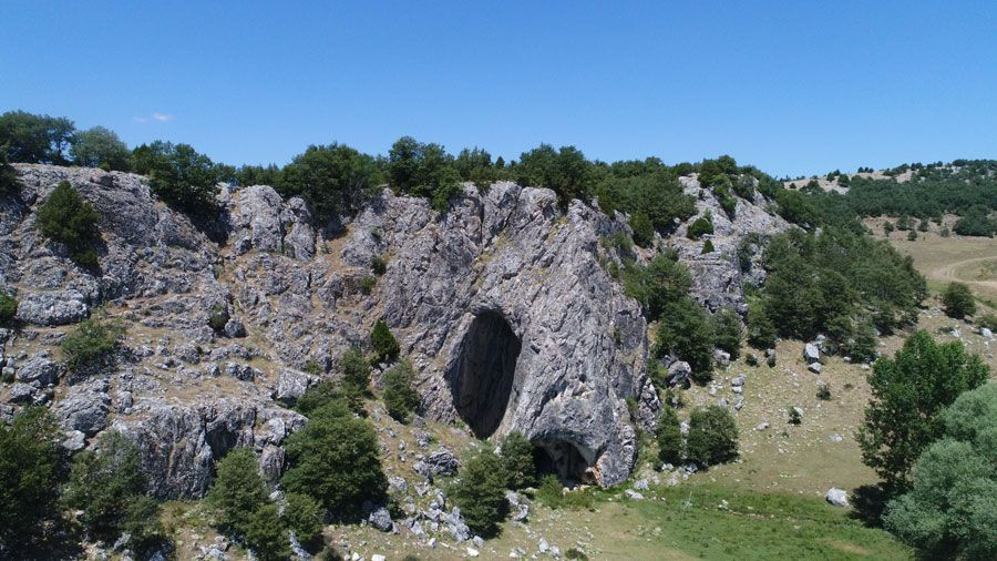 Eskişehir’den Düden mağarasına girenler Bolu’dan çıkıyor