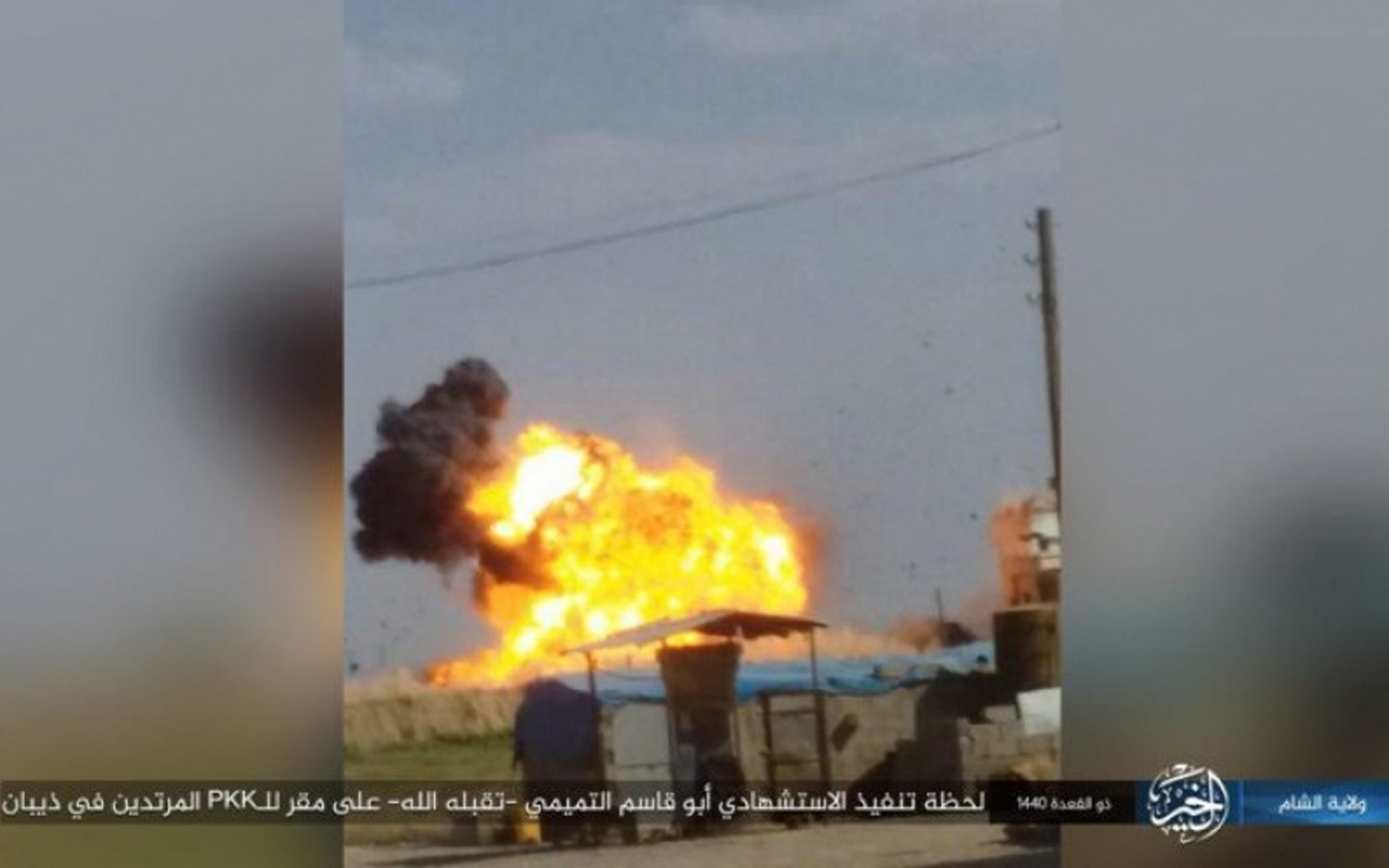 Arap aşiretleri DSG’nin karargahlarına saldırıyor! Deyr ez Zor'da ateş çemberi