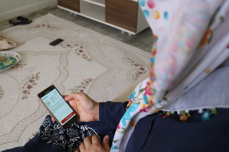 Diyarbakır'da telefonuna gelen 'bayram yardımı' linkini tıkladı bütün parasından oldu