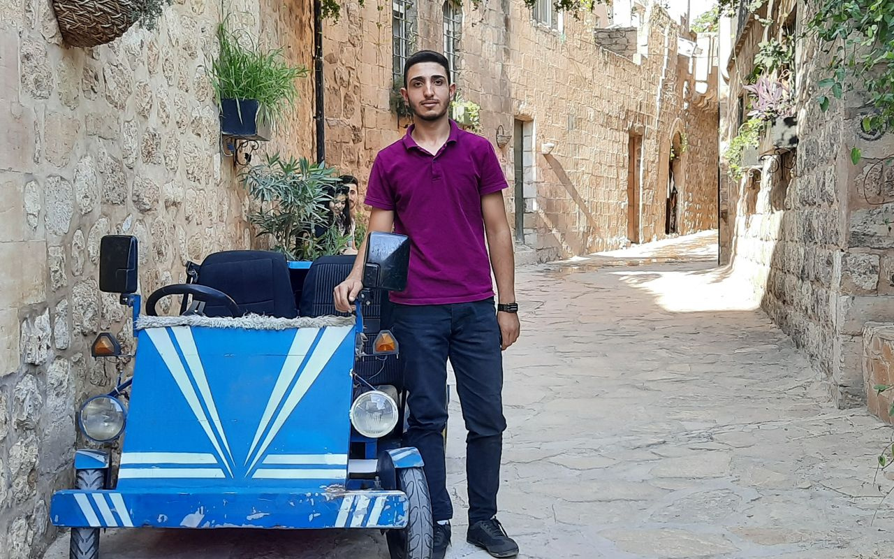 Mardin'de hurda parçalarından 90 kilometre hıza ulaşan otomobil yaptı