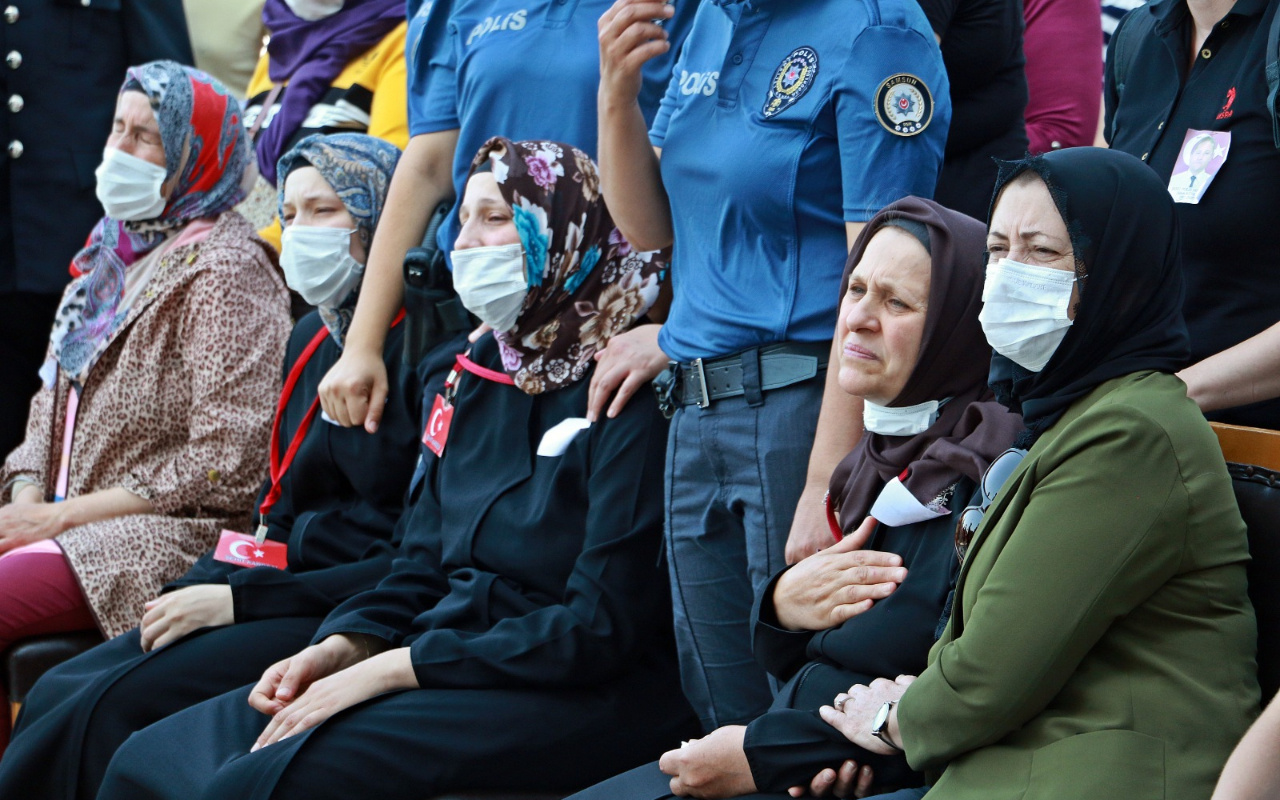 Samsun'da şehit polis memuru Adem Keskin gözyaşlarıyla uğurlandı