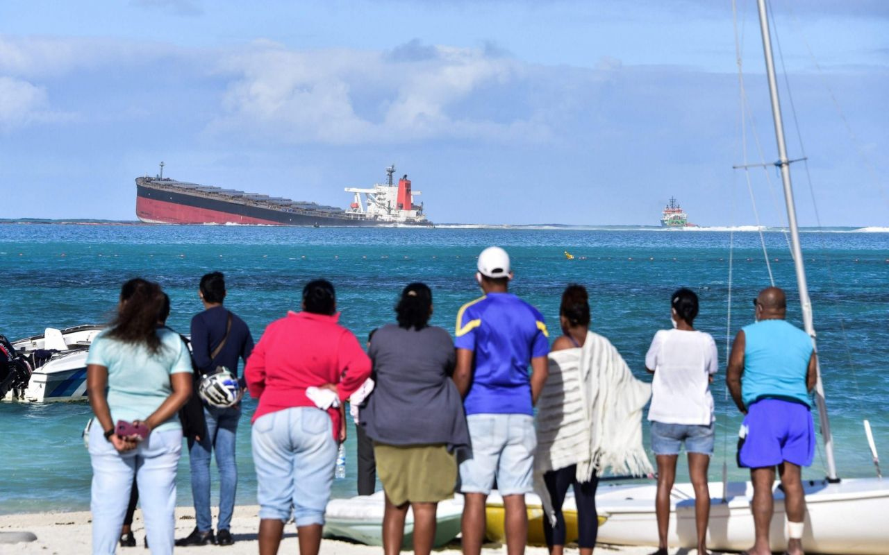 Hint Okyanusu'nda felaket yaşandı! Petrol taşıyan Japon gemisi sebep oldu