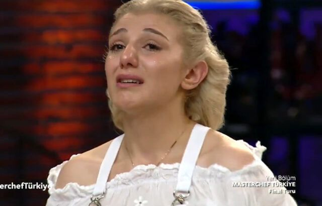 MasterChef Türkiye'de ana kadroya sürpriz bir isim girdi Dilara'nın gözyaşları sel oldu