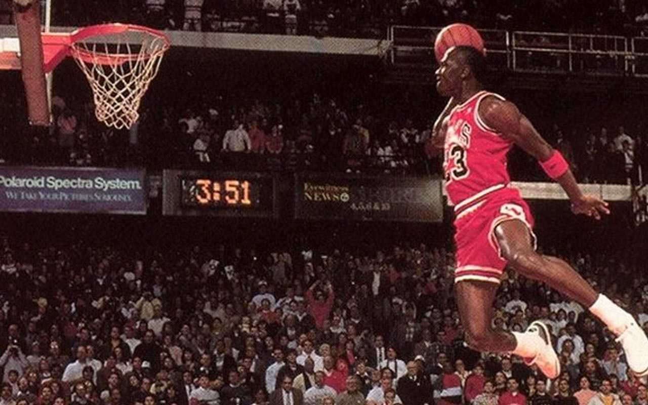 Michael Jordan'ın ayakkabısı rekor kırdı! İnanılmaz fiyata satıldı