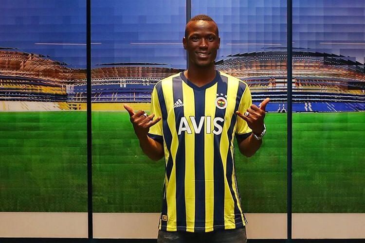 Fenerbahçe Mame Thiam'a imzayı attırdı Sırada Josa Sosa var