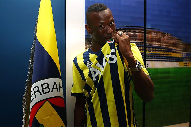 Fenerbahçe Mame Thiam'a imzayı attırdı Sırada Josa Sosa var