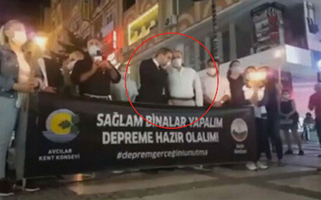 İYİ Partili Yalım HDP'li İlçe Başkanı Duman konuşurken maskesini atıp alanı terk etti