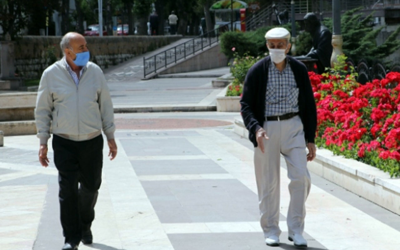 İzmir'de yeni koronavirüs tedbirleri!  65 yaş ve üstüne kısıtlama geldi